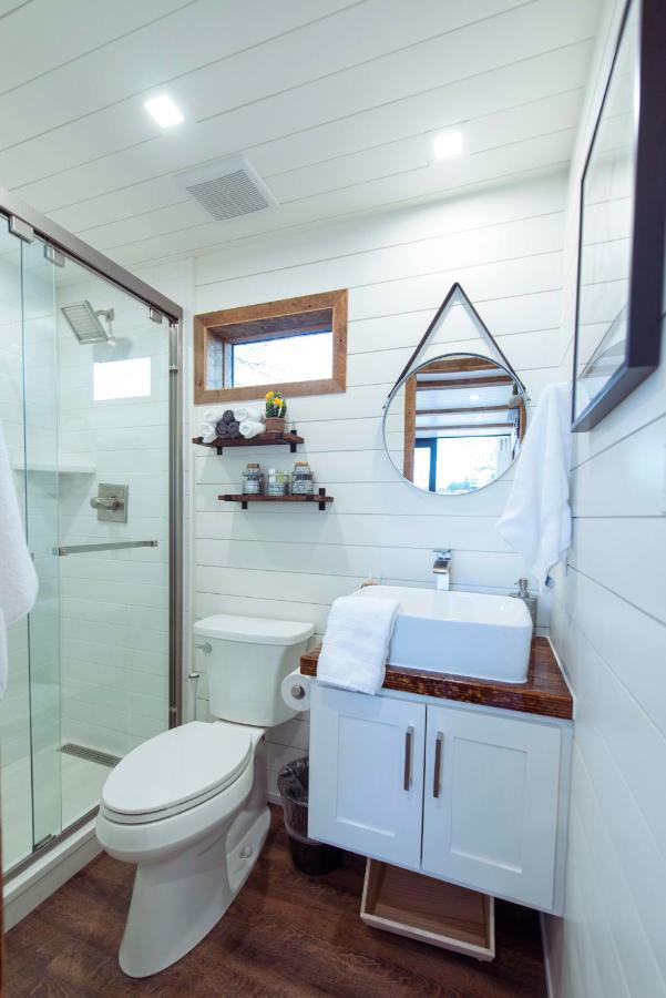 New The Lone Star Shipping Container Villa Fredericksburg Exterior photo